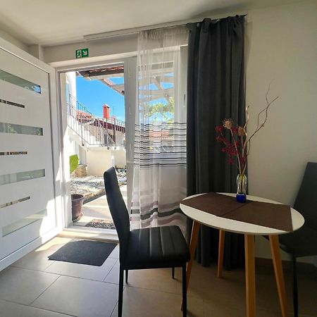 Apartamento Azzurro Mare Pula Exterior foto