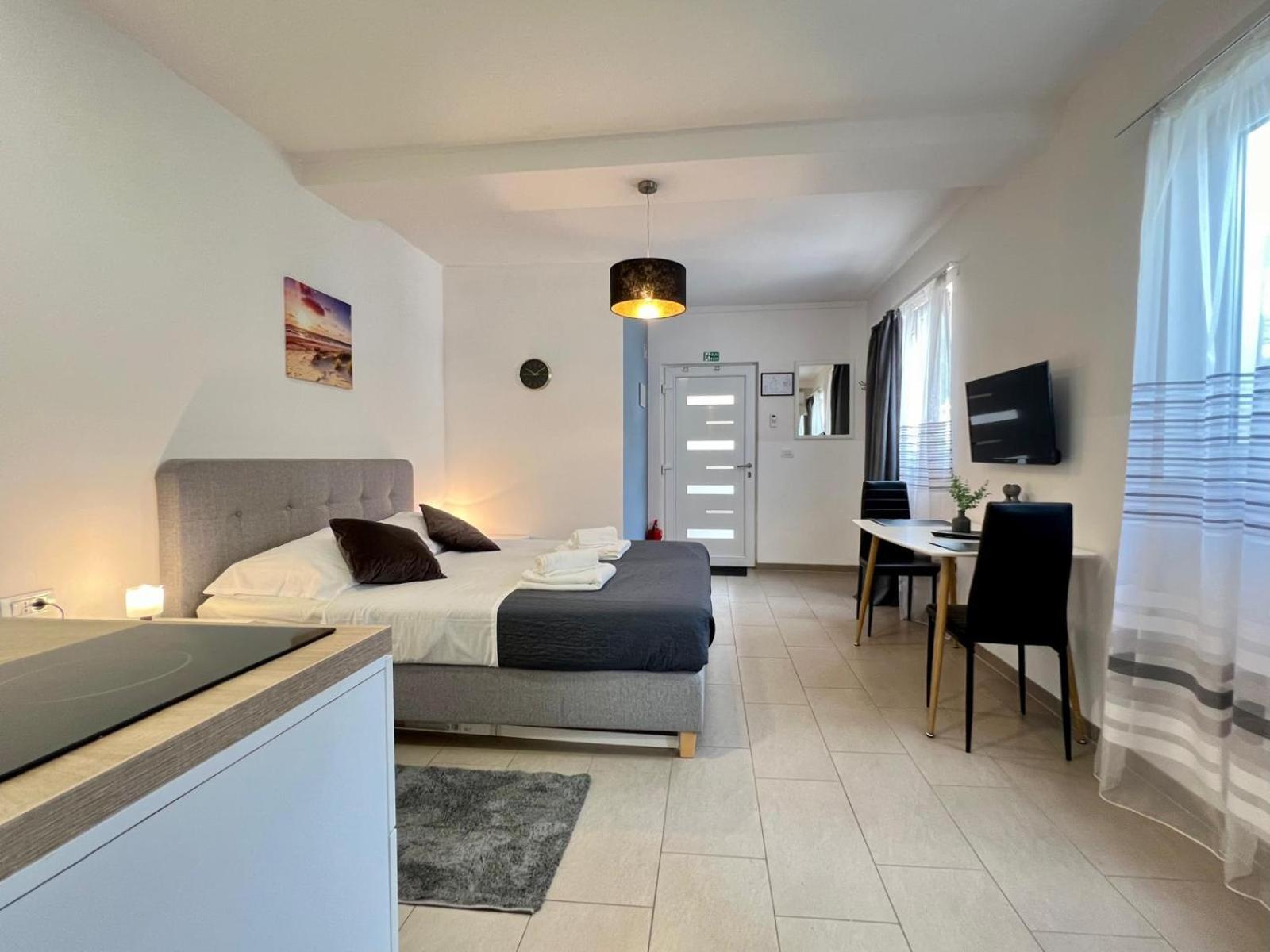 Apartamento Azzurro Mare Pula Exterior foto
